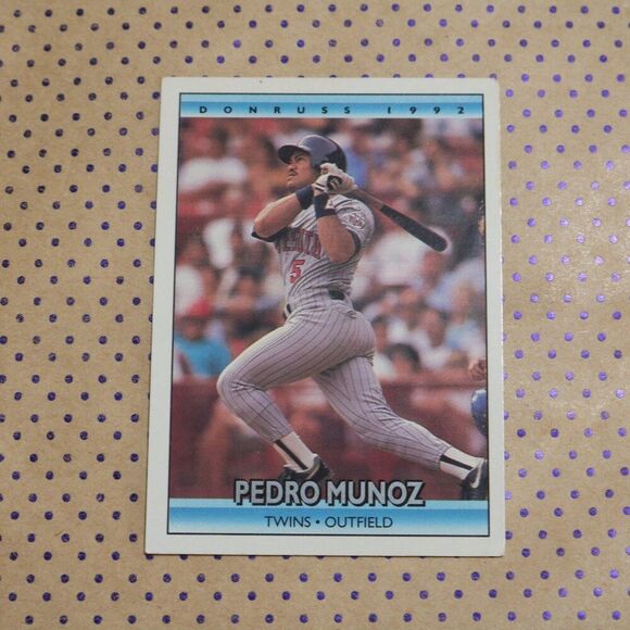 Pedro Munoz #305 Baseball Card - Picture 1 of 2